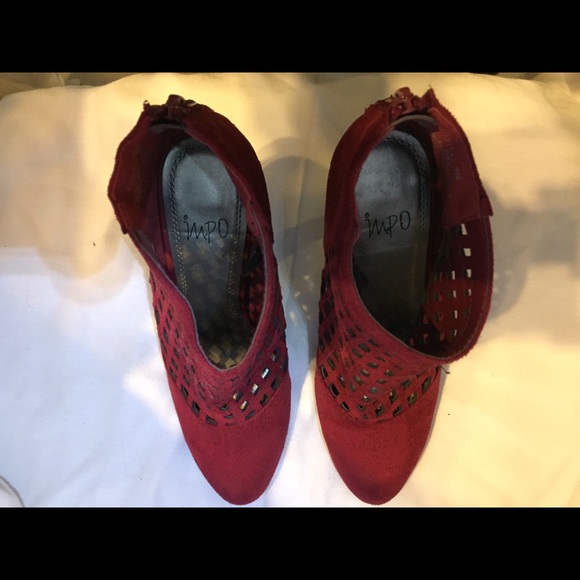 Red suede high heel booties - Picture 3 of 4